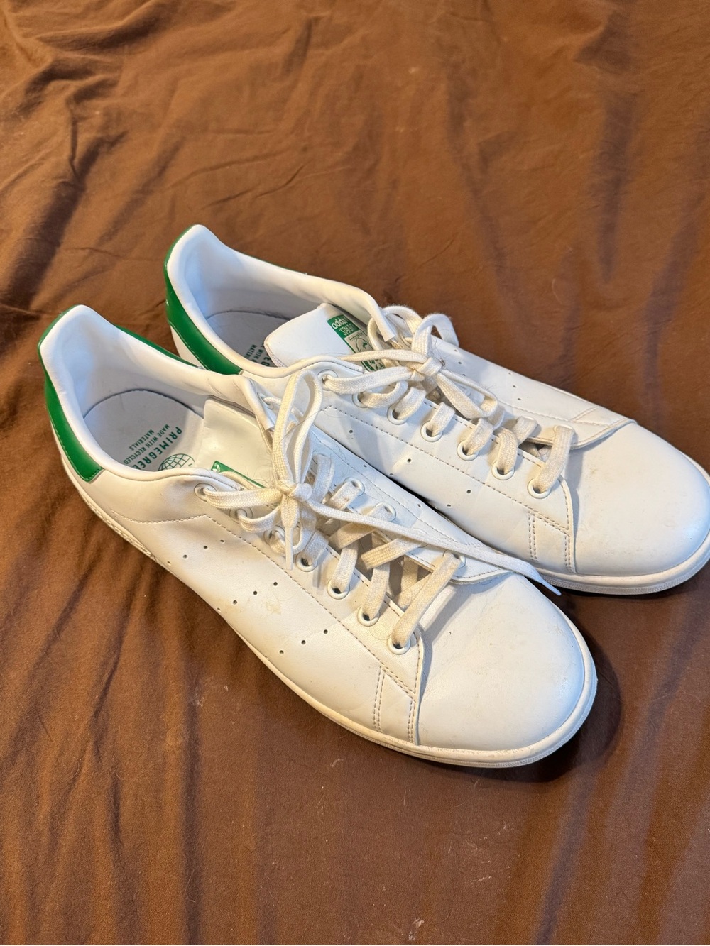 adidas White Low-Top Sneakers with Green Heel